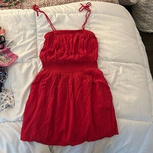 La hearts red dress
